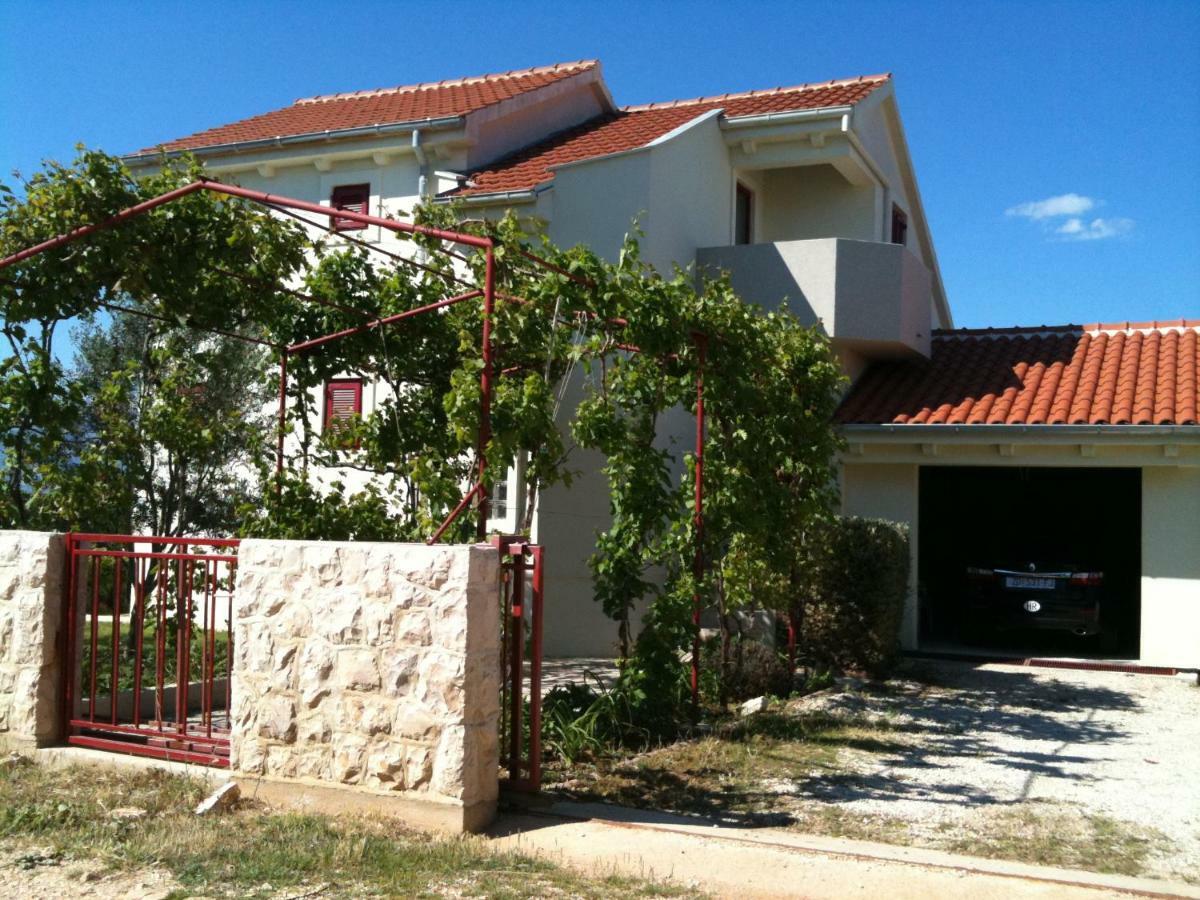 Apartments Villa Aurora Razanac Exterior photo